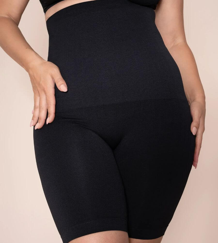 Shorts moldeadores de cintura alta de color negro shaperbodys